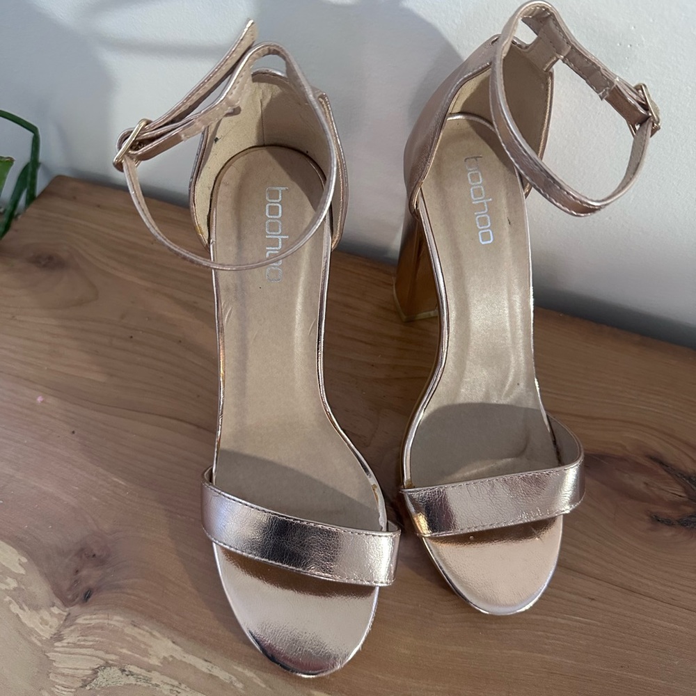 Boohoo Women's Rose Gold Ankle Strap Heels - Picture 2 of 4